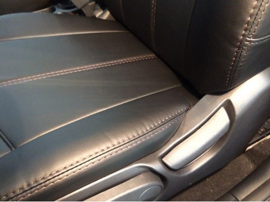 Авточехлы на Kia Rio 3