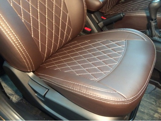 Авточехлы на Lada Vesta