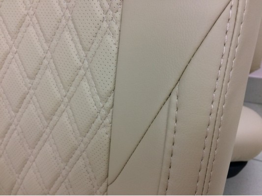 Авточехлы на Mitsubishi Outlander 3