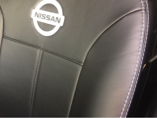 Авточехлы на Nissan Terrano