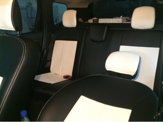 Авточехлы на Renault Duster