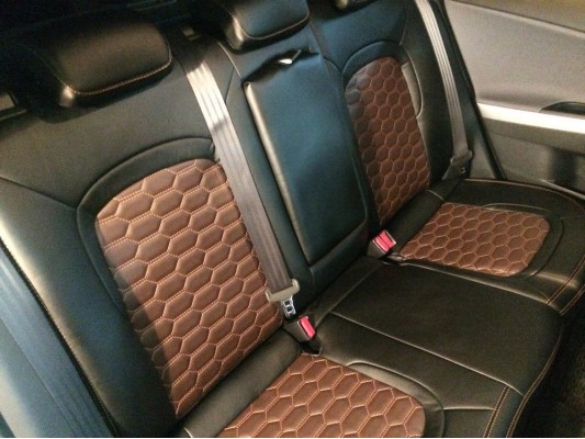 Каркасные авточехлы на KIA Ceed 2 Каркасные авточехлы на KIA Ceed 2